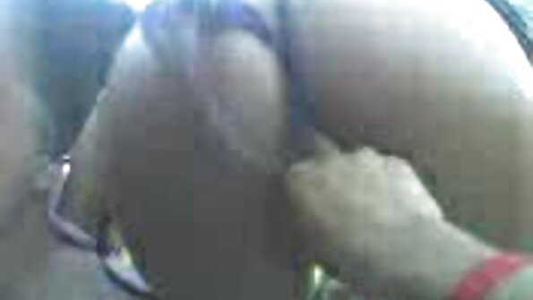 Amator în șosete negre face sex cu partenerul ei