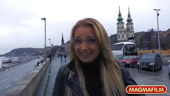 Pena mare și curva transpirată Karlee Grey fac porno hardcore