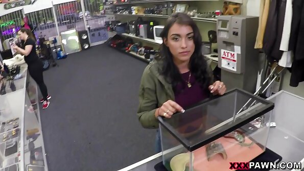 Păsărica fetelor blonde devine mult mai liberă după ce acest tip a terminat