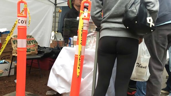 Nemernicul frumos al Abelei Danger este explorat cu penisul mare al lui Mick Blue